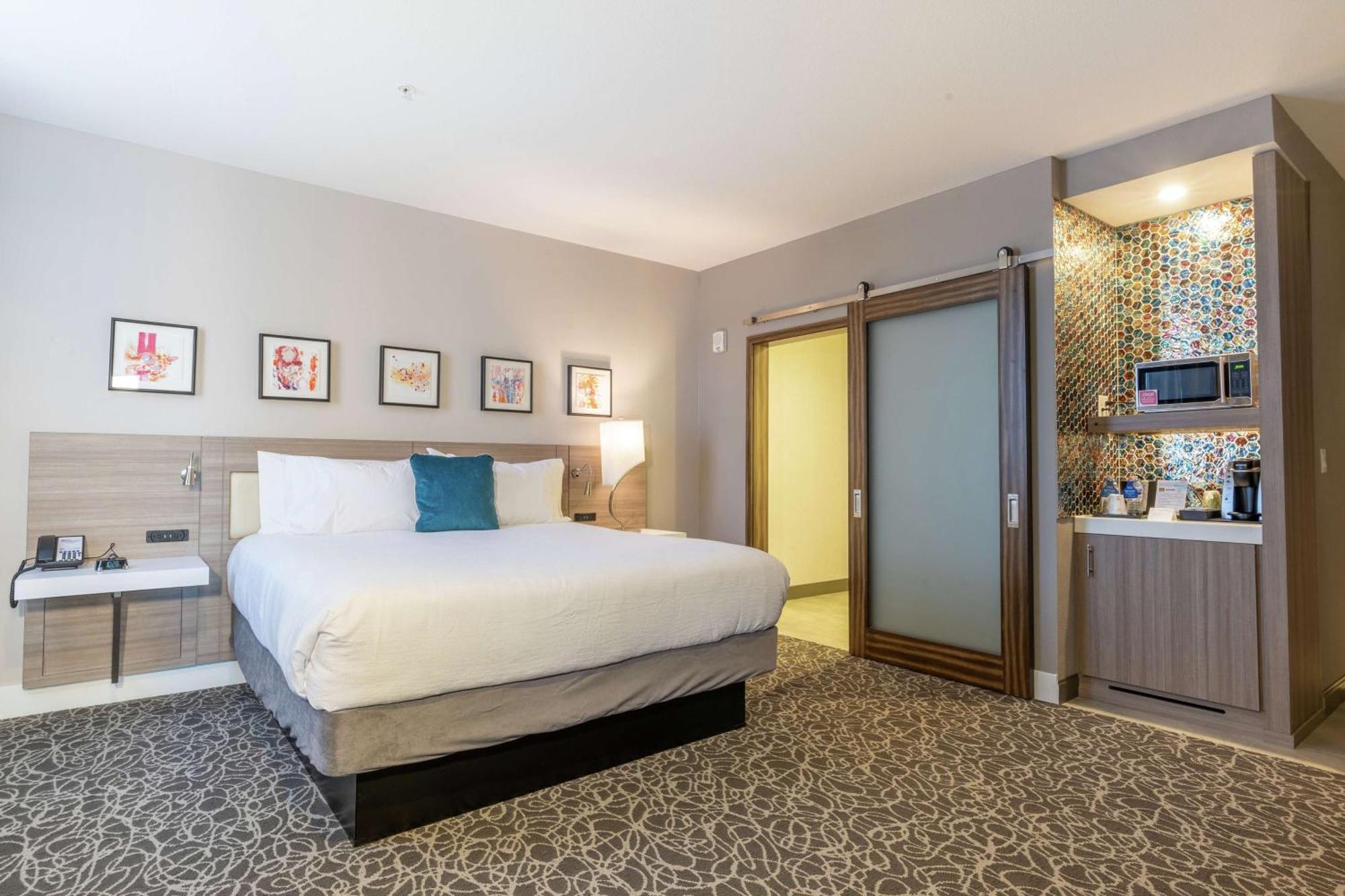Hilton Garden Inn Wichita Downtown, Ks Eksteriør billede